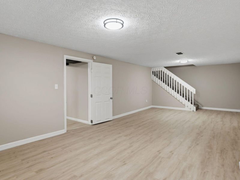 2069 Walnut Hill Park Drive, Columbus, OH 43232 Photo 54