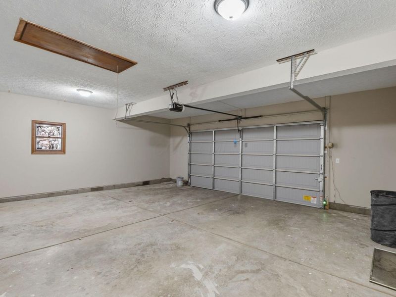 2069 Walnut Hill Park Drive, Columbus, OH 43232 Photo 61
