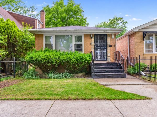 9042 S Ellis Avenue, Chicago, IL 60619