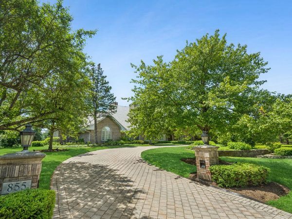 855 Jennifer Court , Lake Forest, IL 60045