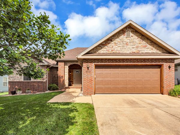 653 N Althea Avenue , Nixa, MO 65714