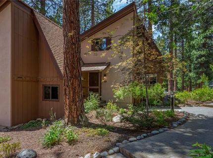330 Ski Way, Unit 19, Incline Village, NV 89451 Photo