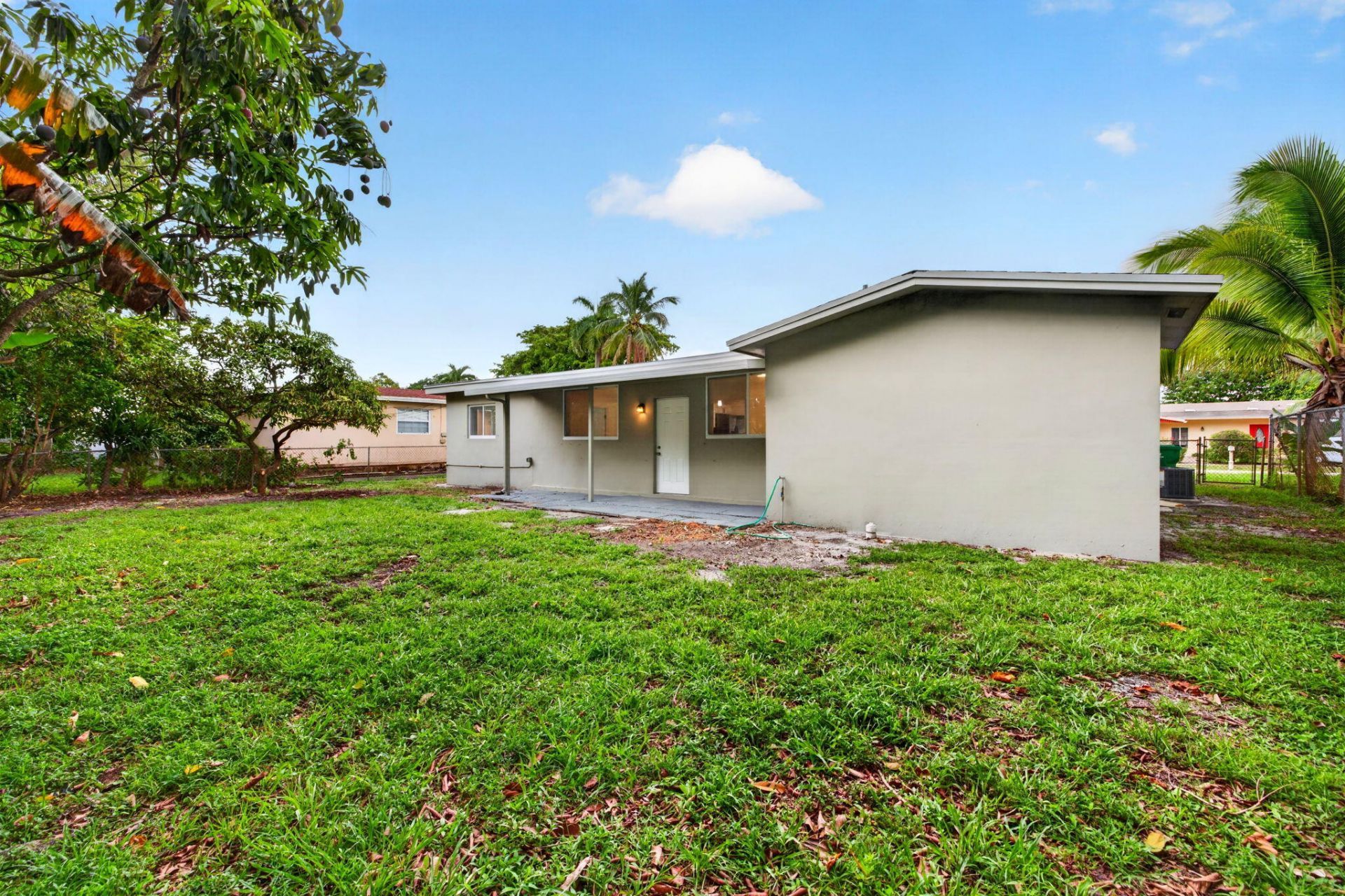 2241 SW 67th Lane, Miramar, FL 33023 Photo