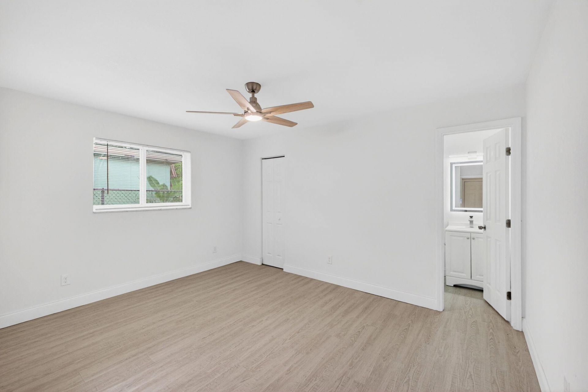 2241 SW 67th Lane, Miramar, FL 33023 Photo