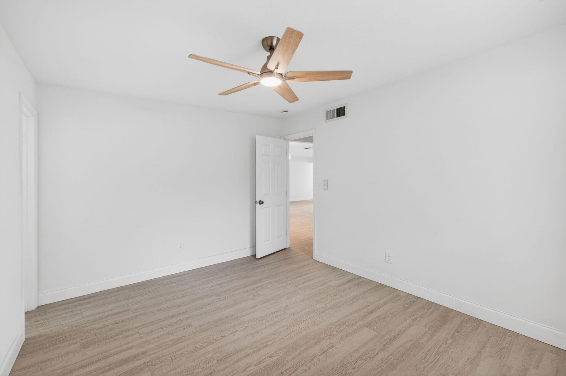 2241 SW 67th Lane, Miramar, FL 33023 Photo