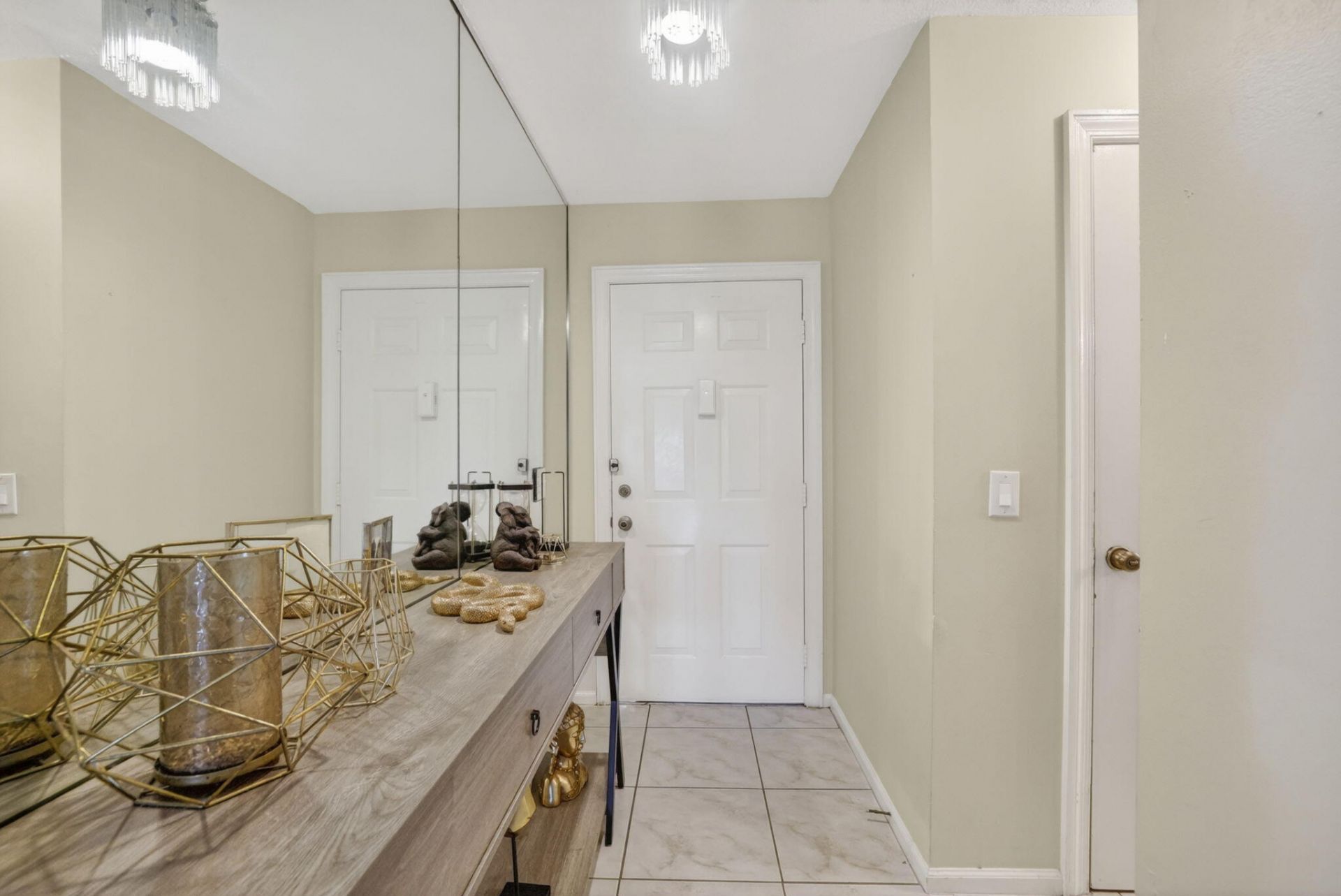7426 Pinewalk Drive S, Unit 19-4, Margate, FL 33063 Photo
