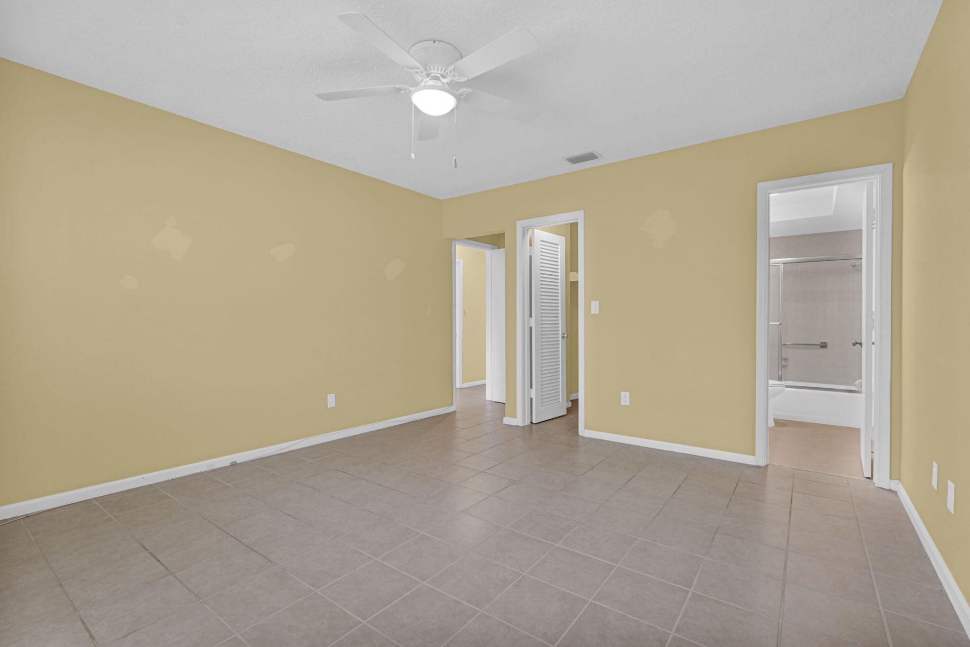 2121 NE 68th Street, Unit 209, Fort Lauderdale, FL 33308 Photo