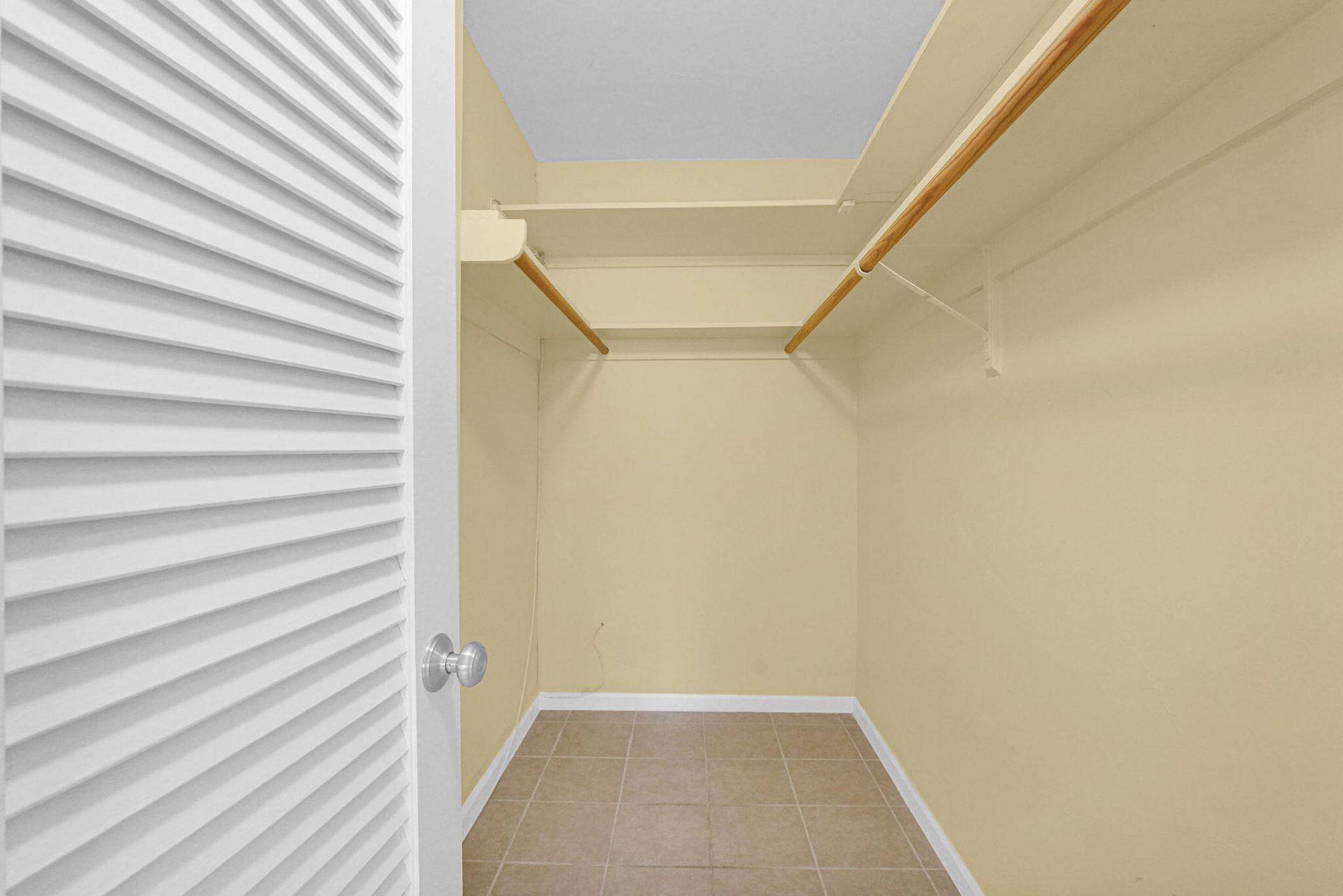 2121 NE 68th Street, Unit 209, Fort Lauderdale, FL 33308 Photo