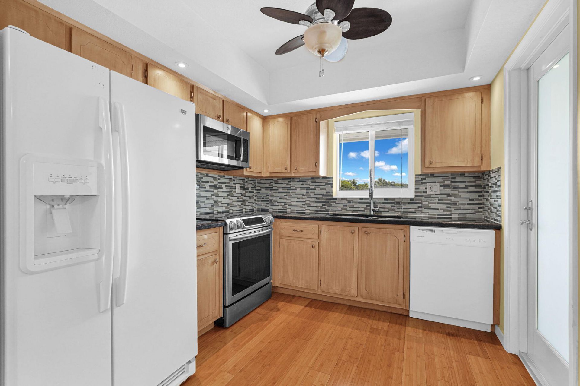 2121 NE 68th Street, Unit 209, Fort Lauderdale, FL 33308 Photo