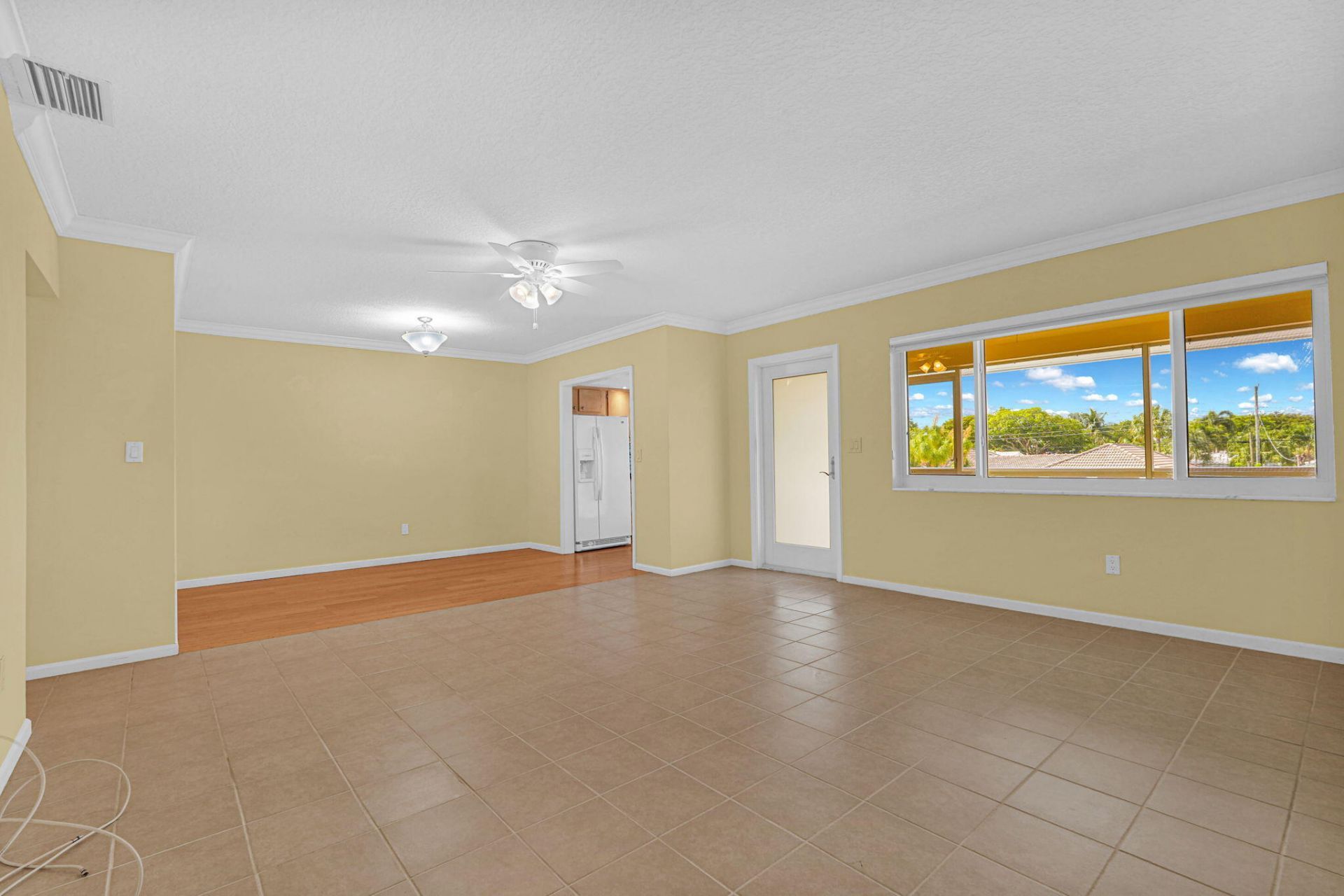2121 NE 68th Street, Unit 209, Fort Lauderdale, FL 33308 Photo