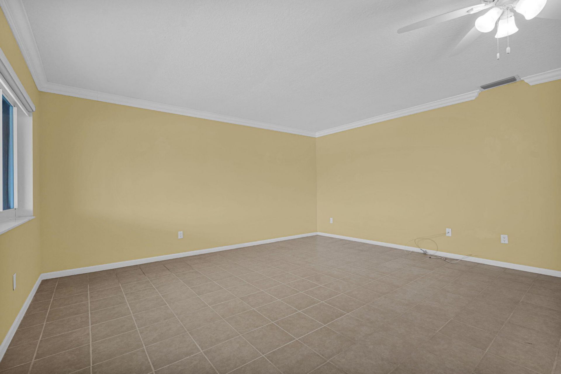 2121 NE 68th Street, Unit 209, Fort Lauderdale, FL 33308 Photo