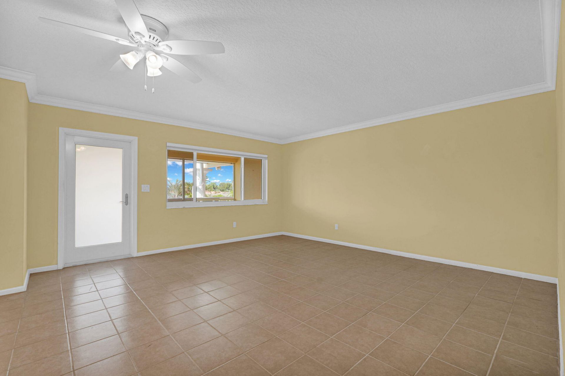 2121 NE 68th Street, Unit 209, Fort Lauderdale, FL 33308 Photo