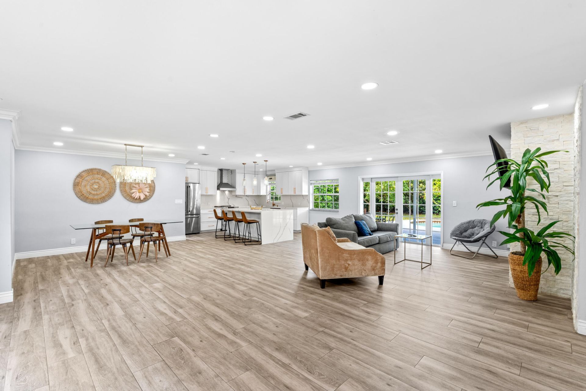 10098 Ramblewood Drive, Coral Springs, FL 33071 Photo