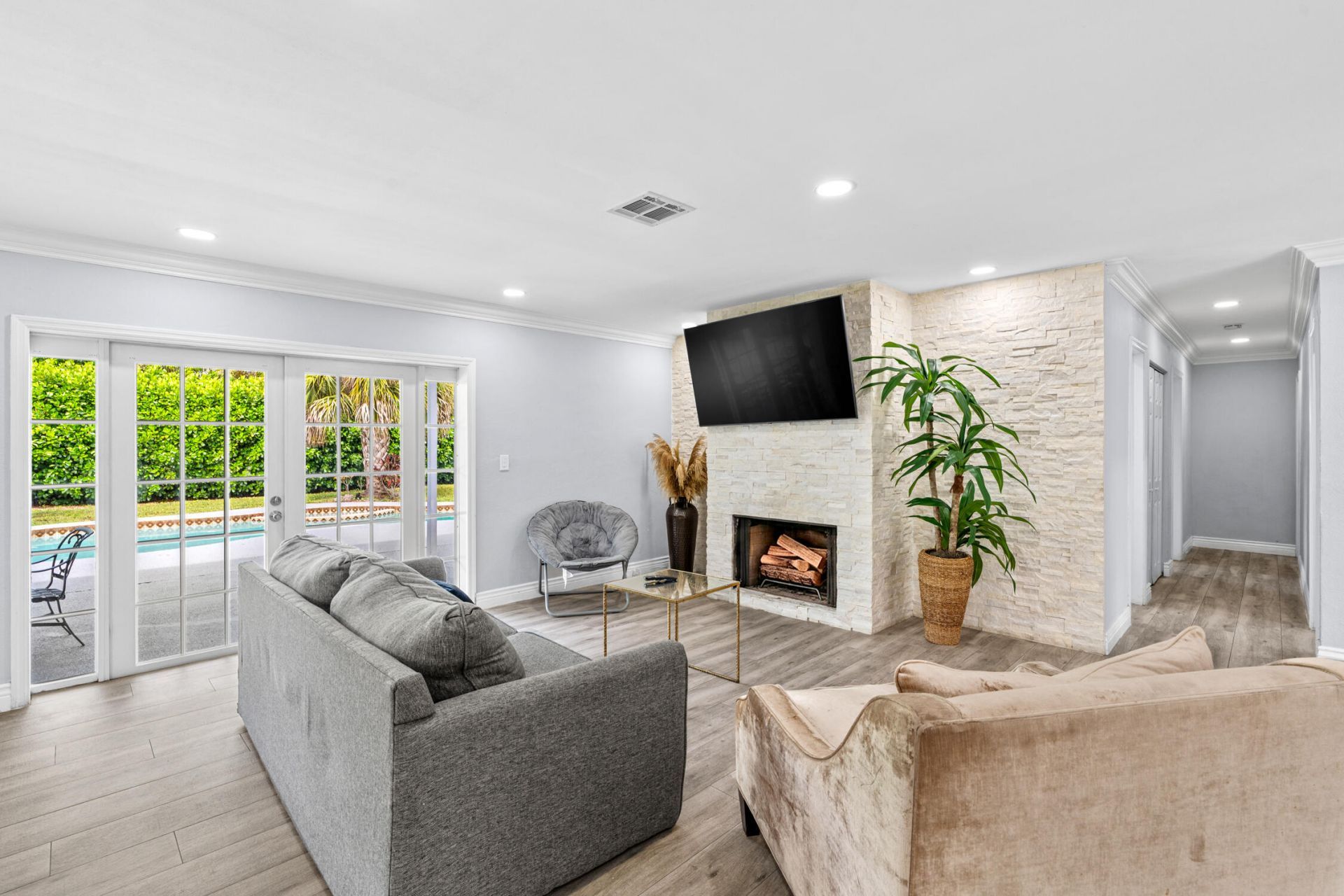 10098 Ramblewood Drive, Coral Springs, FL 33071 Photo