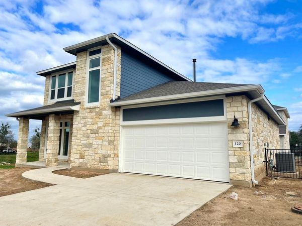 120 Delaware LN , Kyle, TX 78640