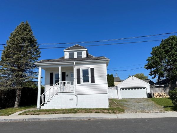 5 Almy Street, Dartmouth, MA 02748
