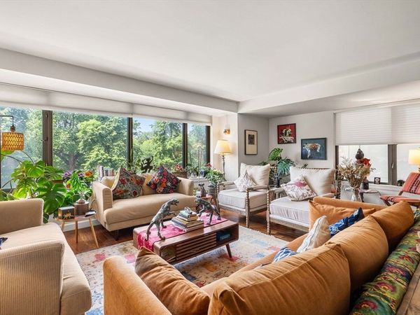 165 Tremont St., Unit 401, Boston, MA 02111