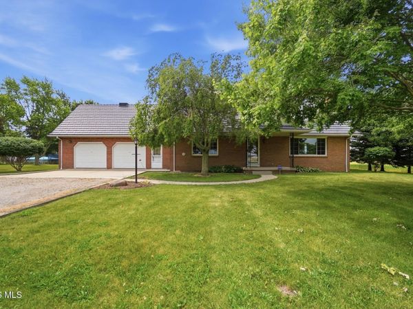 13807 Frankfort Road, Swanton, OH 43558