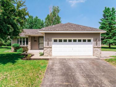 703 Watab Court, Sartell, MN 56377