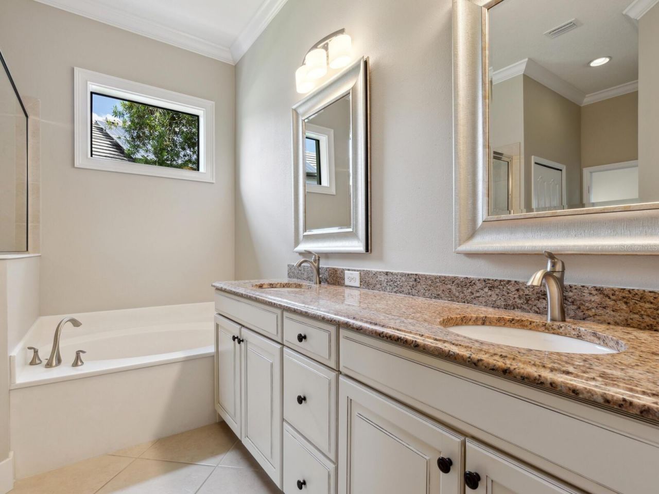 14325 Stirling Drive, Lakewood Ranch, FL 34202 Photo