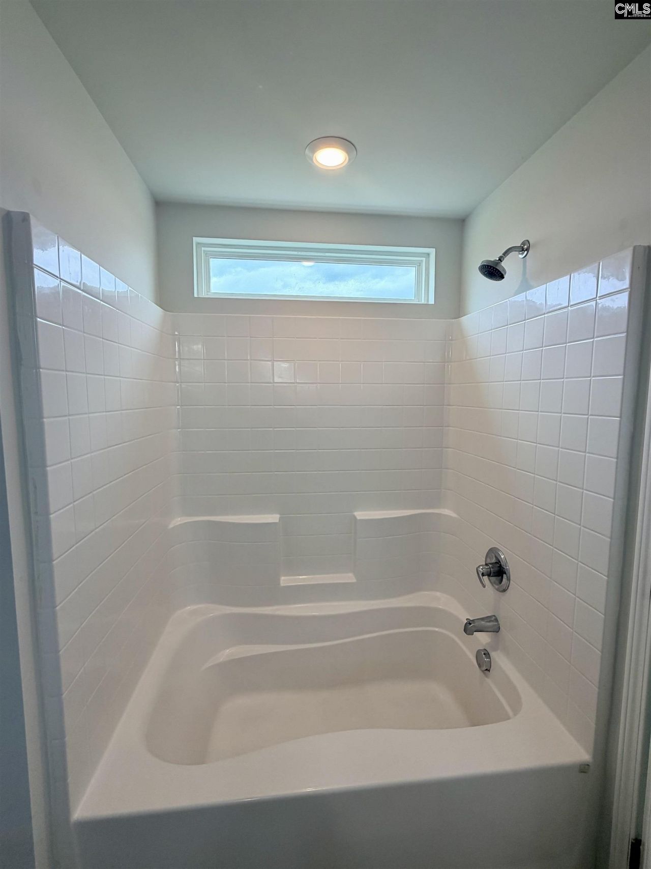 546 Hatteras Drive  Photo 11