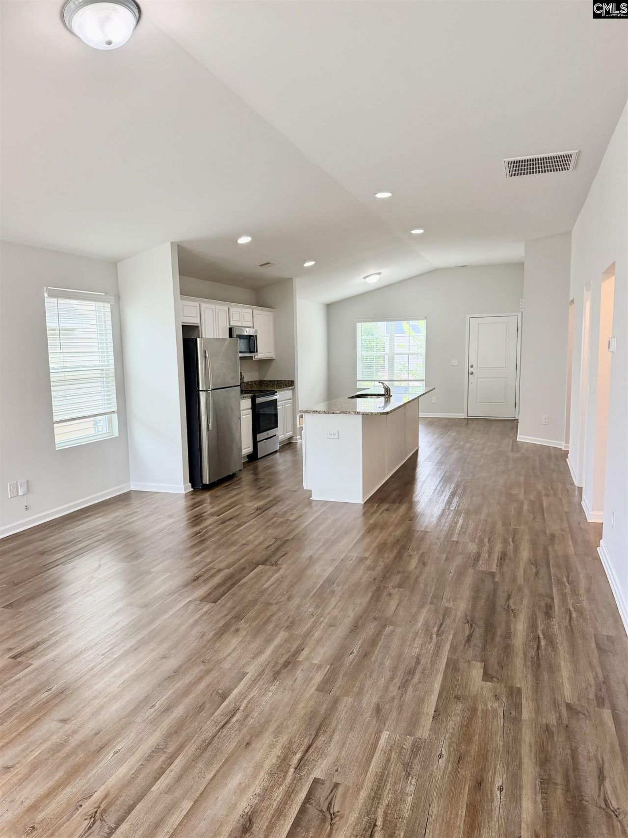 546 Hatteras Drive  Photo 6