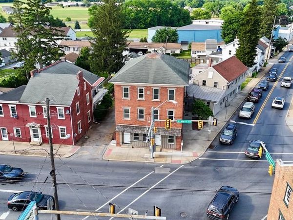 101 W MAIN STREET, MOUNT JOY, PA 17552