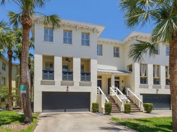 117 SEA GROVE Lane, Jacksonville Beach, FL 32250
