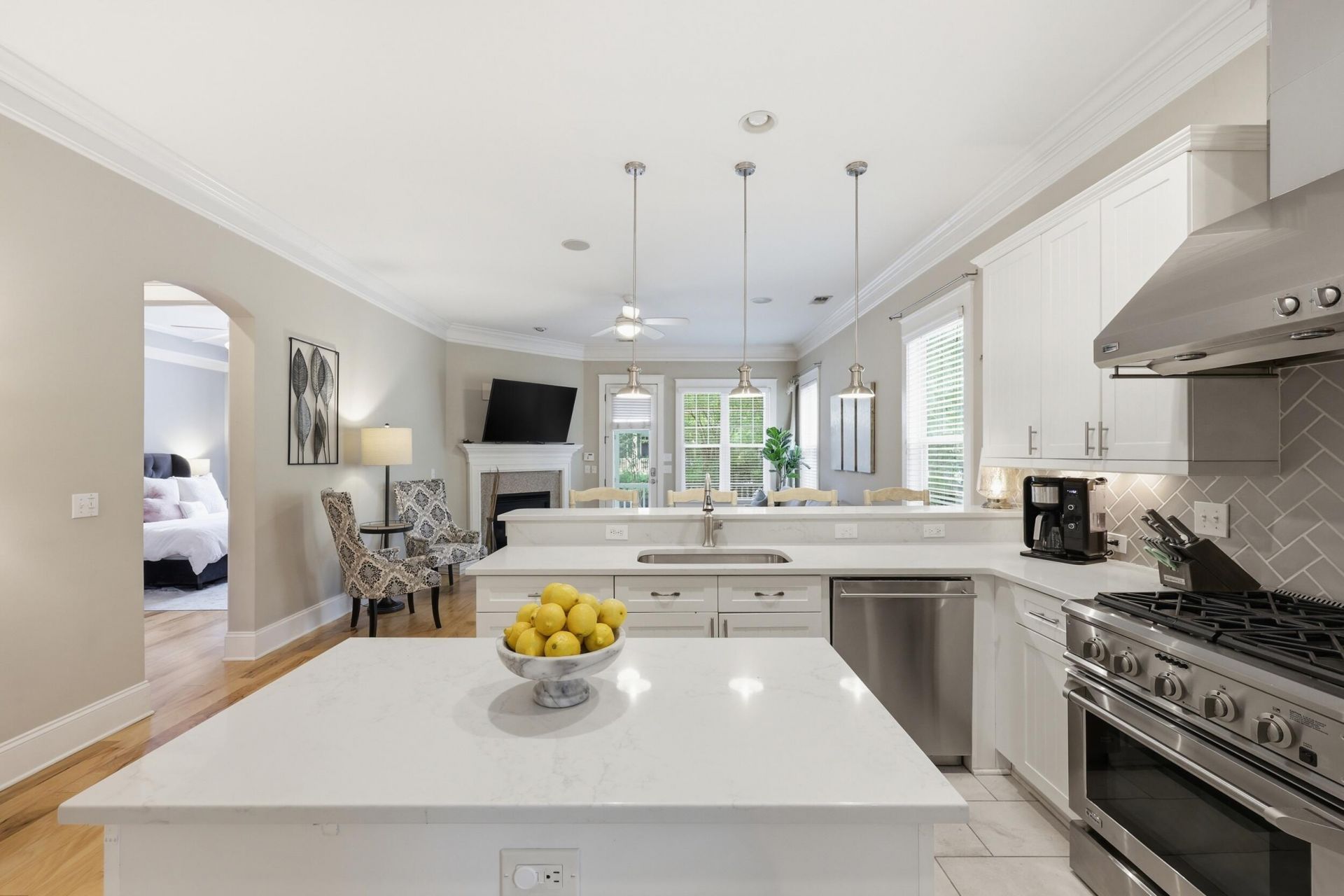 9021 Merchant Street Photo 12