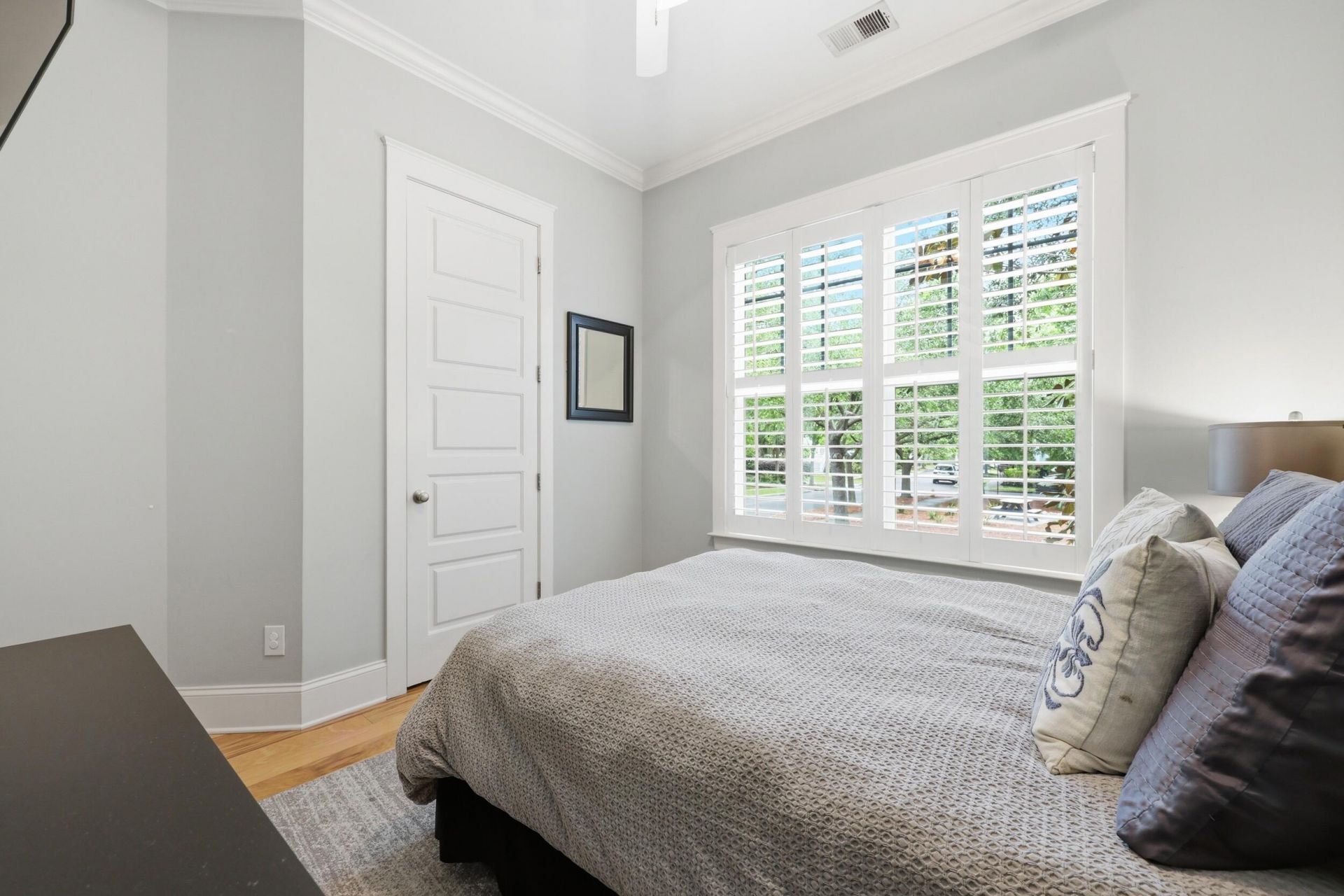9021 Merchant Street Photo 26