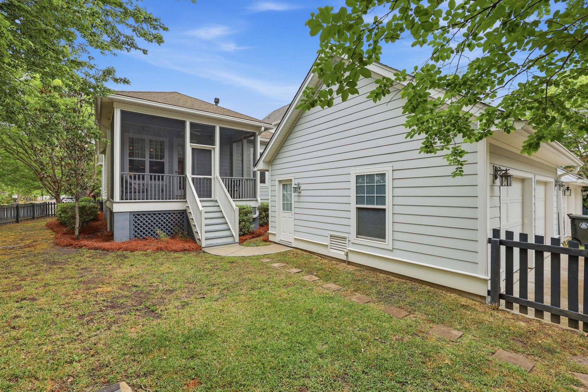 9021 Merchant Street Photo 32