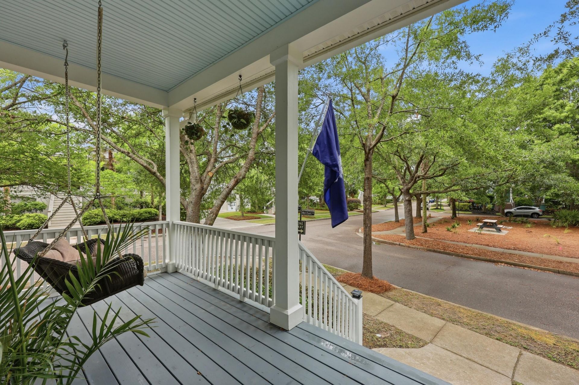 9021 Merchant Street Photo 5