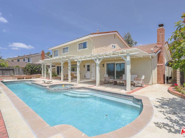 368 Calle Converse, Camarillo, CA 93010