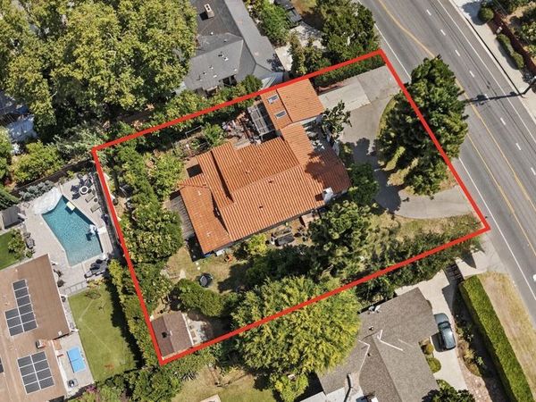 5535 Hazeltine Avenue, Sherman Oaks, CA 91401