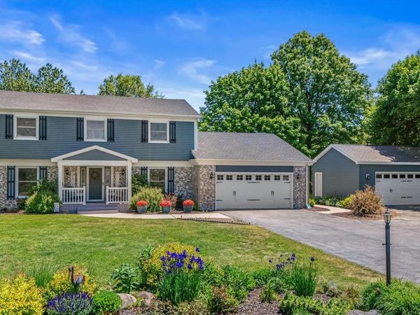 W5010 Hawk ROAD, Elkhorn, WI 53121