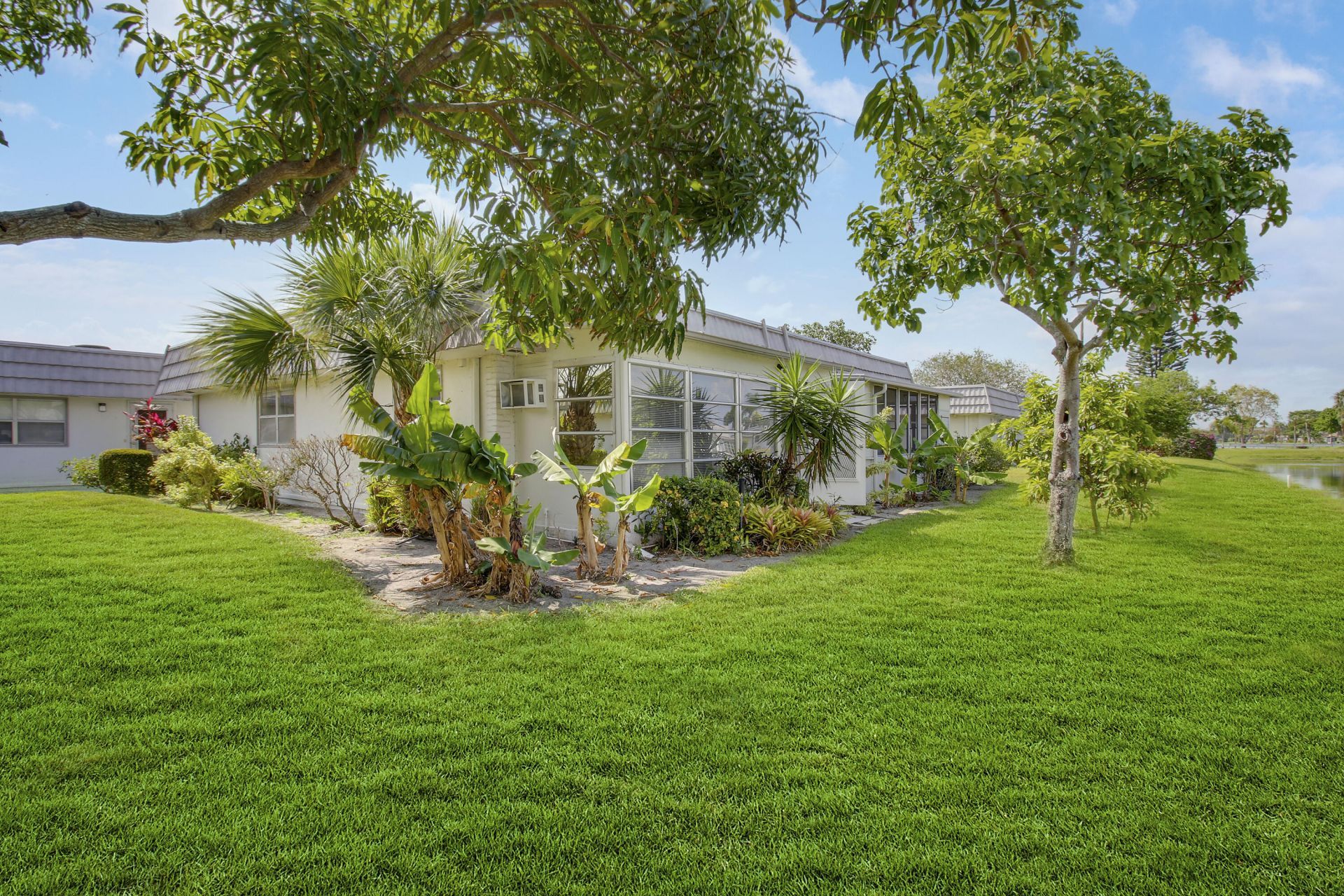 175 Valencia H, Delray Beach, FL 33446 Photo