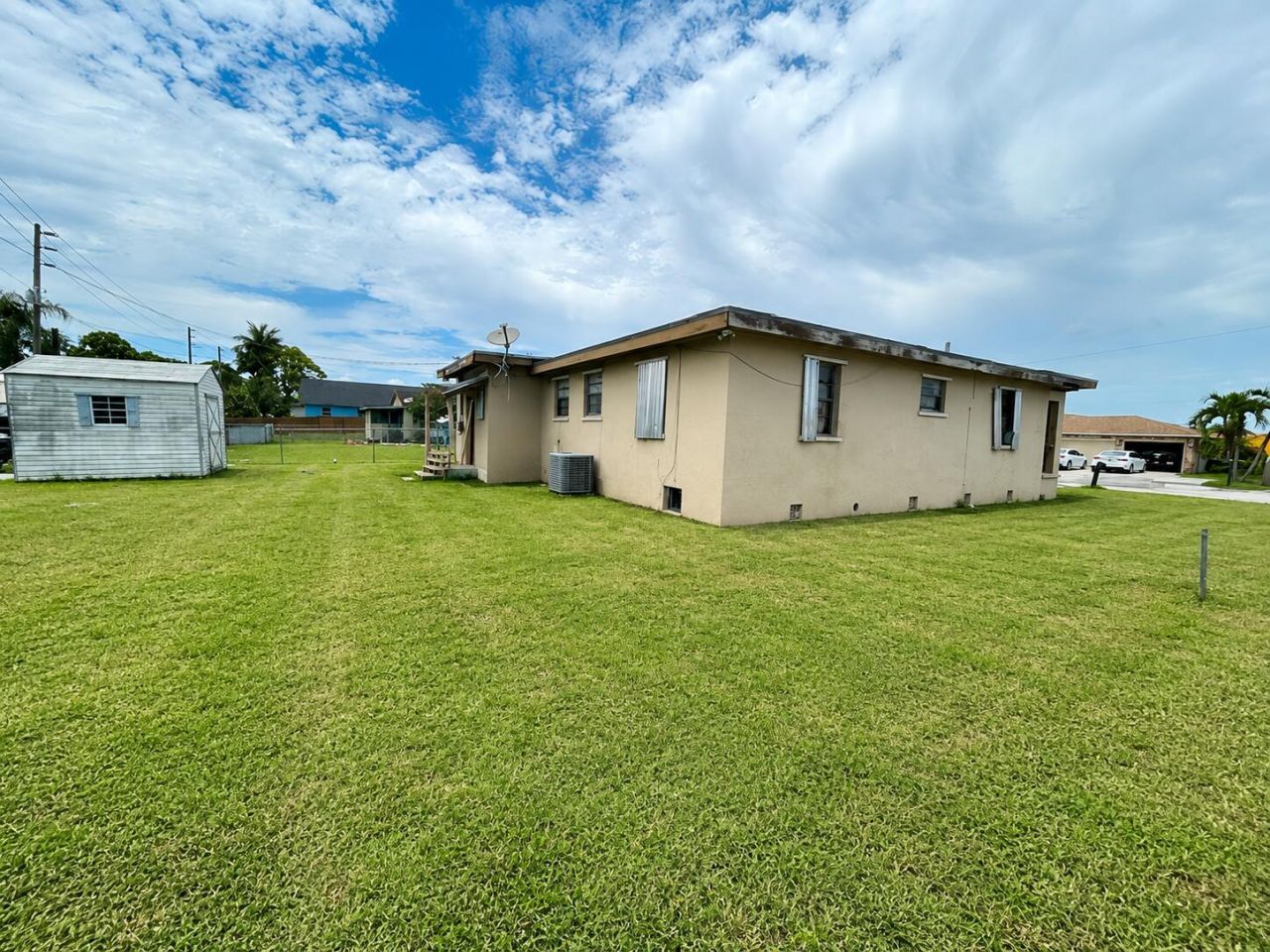 190 SW 6th Avenue, South Bay, FL 33493 Photo