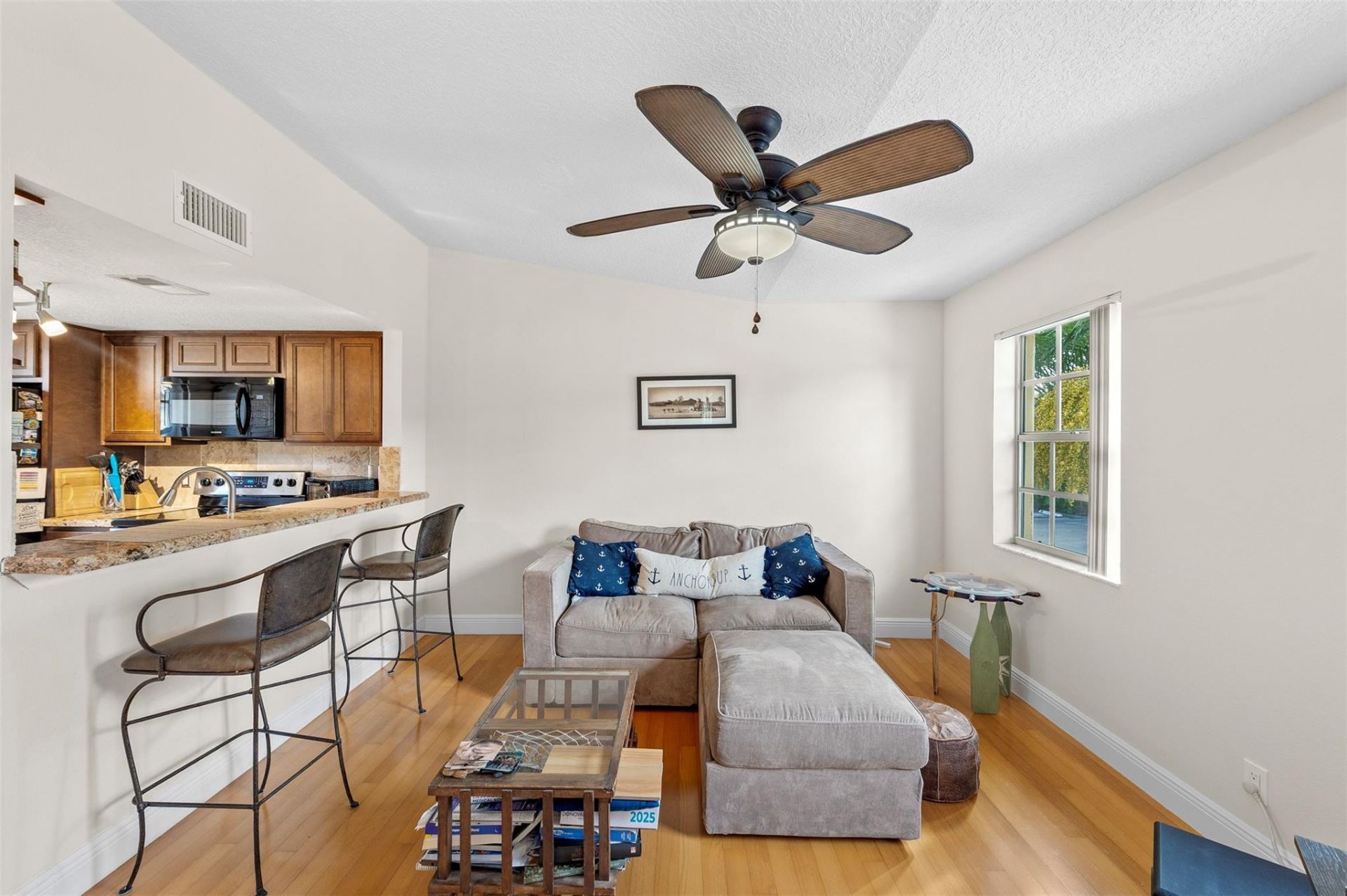 1035 Lake Shore Drive, Unit 105, Lake Park, FL 33403 Photo