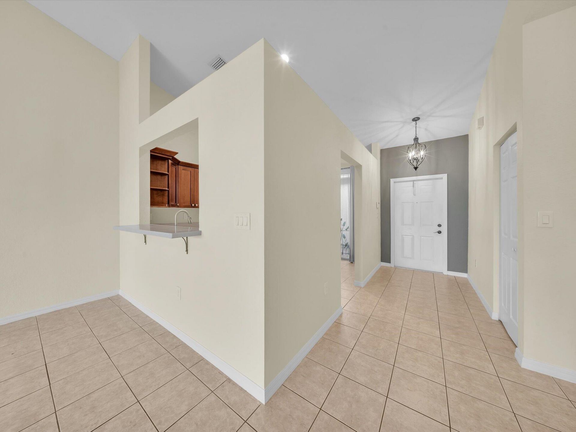 2851 E Aragon Boulevard, Unit 5, Sunrise, FL 33313 Photo