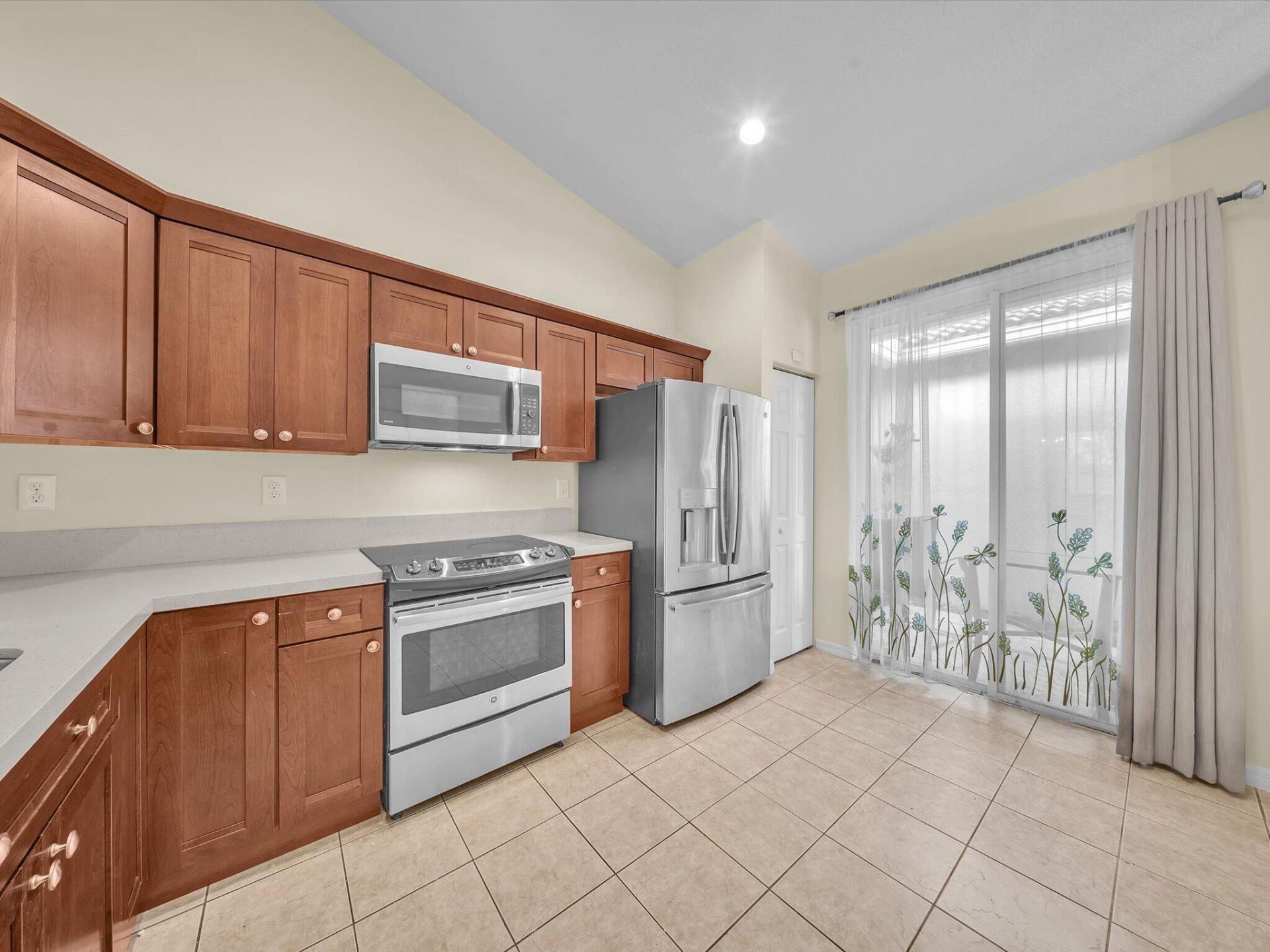 2851 E Aragon Boulevard, Unit 5, Sunrise, FL 33313 Photo