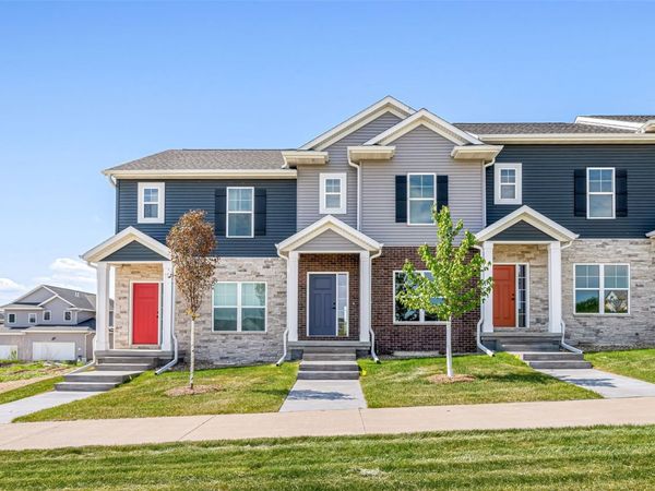 630 Catherine Drive , Tiffin, IA 52340