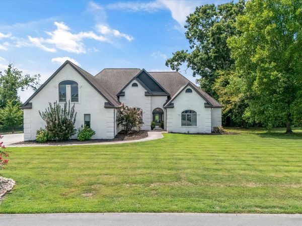 339 Riverdale Drive, Sevierville, TN 37862