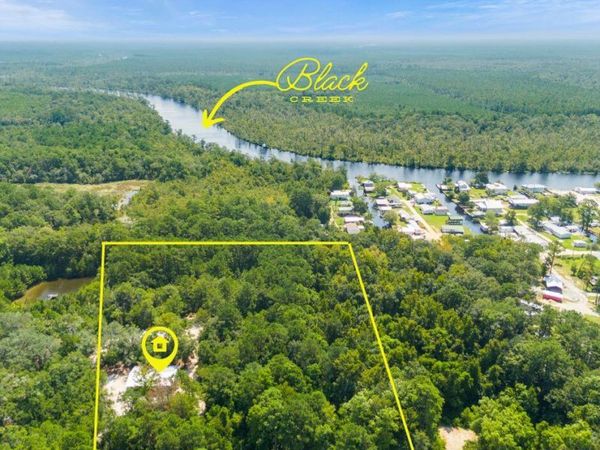 58 Blue Gill Road, Freeport, FL 32439