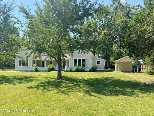 1111 2nd Street, Inverness, MS 38753