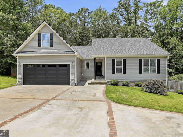 121 Churchill Court, Lagrange, GA 30241