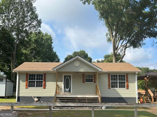 71 Textile Avenue, Lavonia, GA 30553