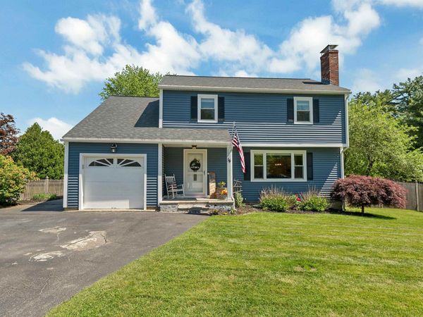 14 Juniper Lane, Nashua, NH 03063