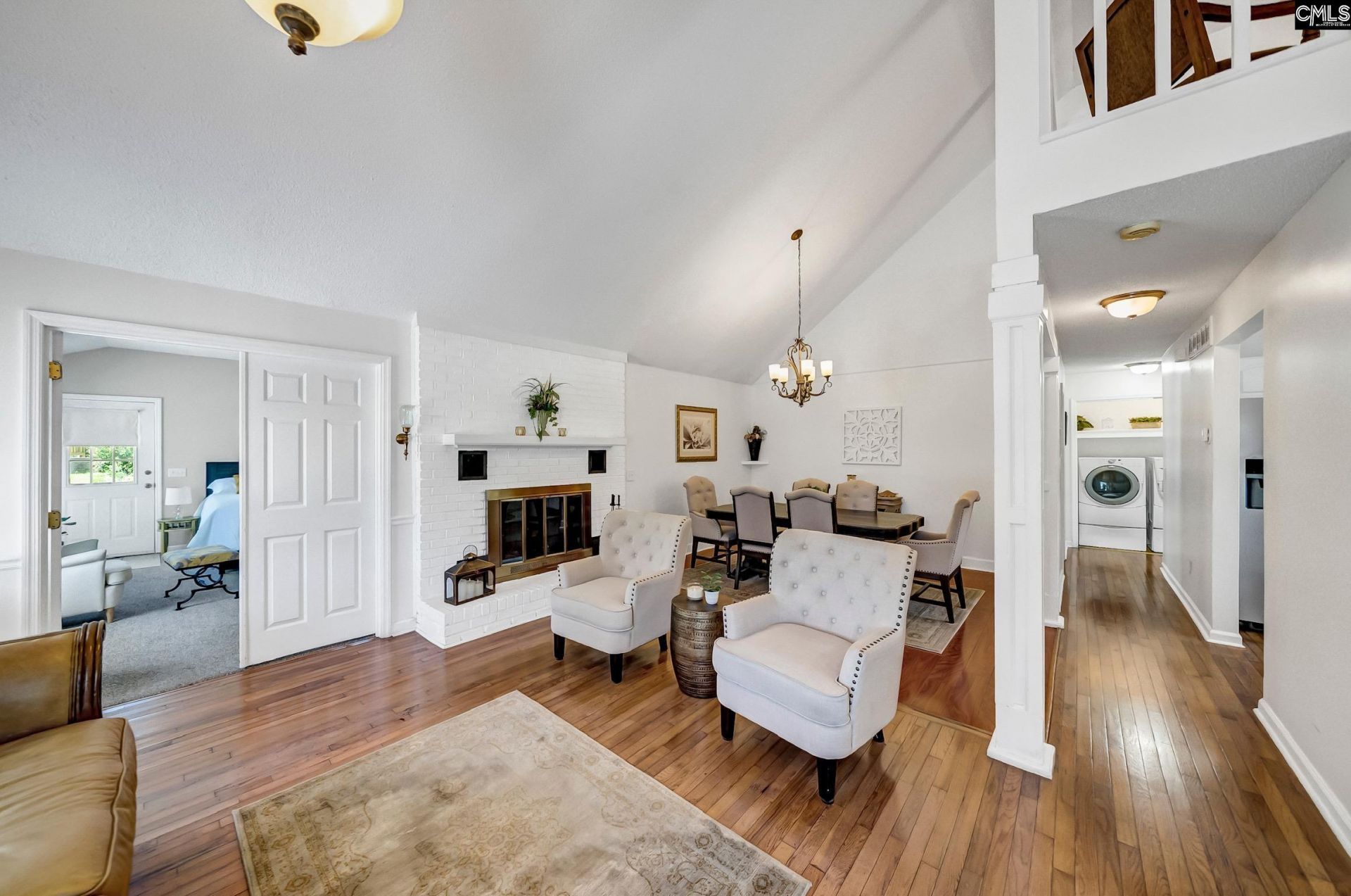 924 Briar Bush Lane  Photo 22
