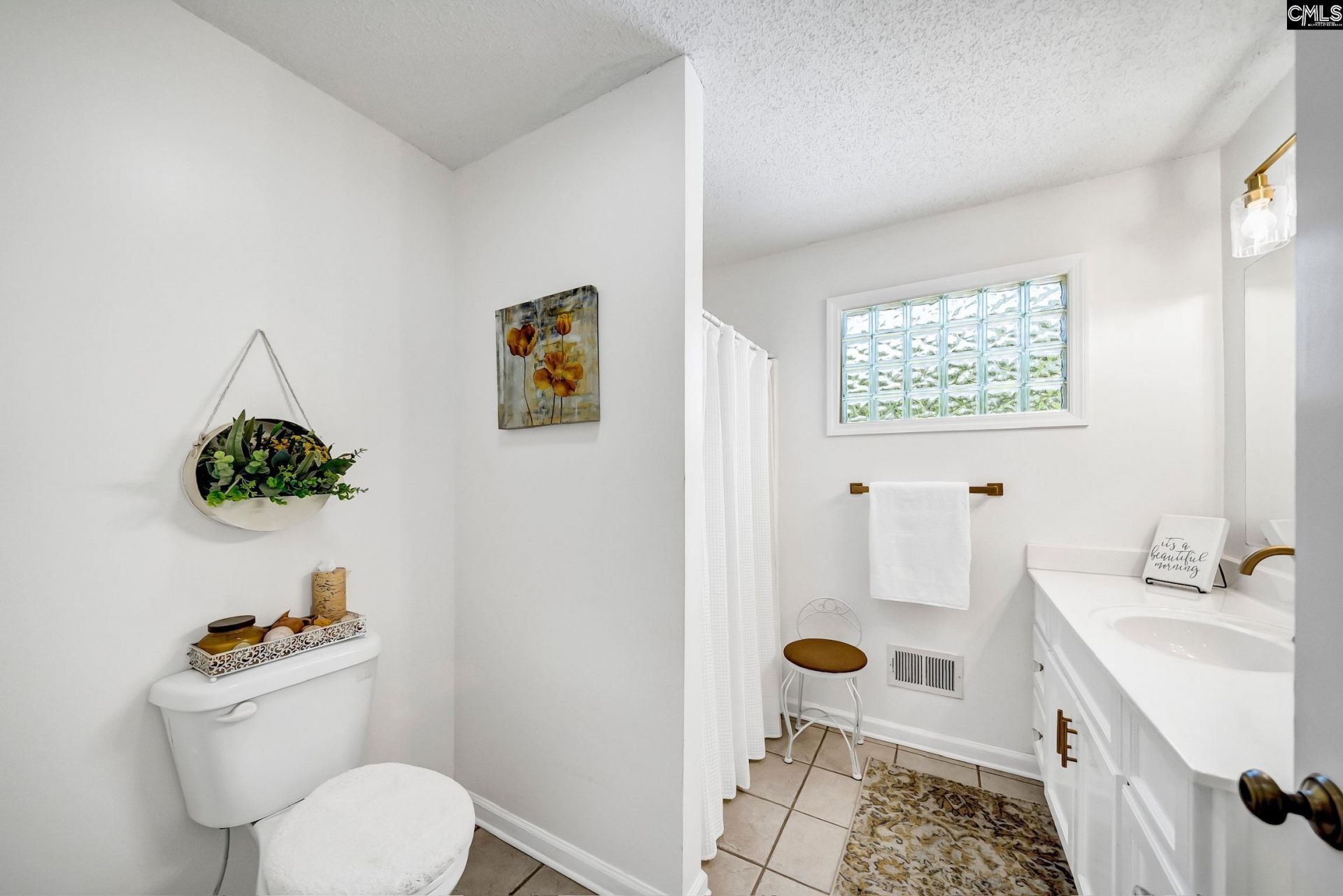 924 Briar Bush Lane  Photo 37