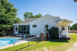 924 Briar Bush Lane  photo 4